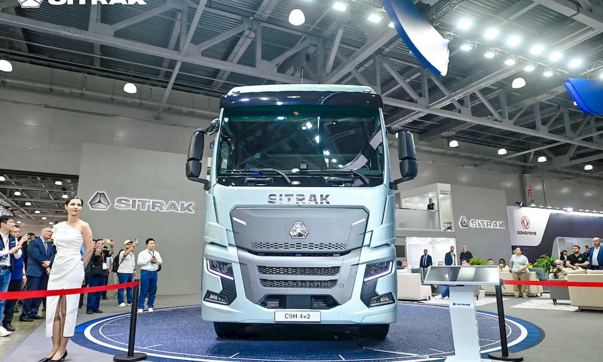 Выставка COMvex 2025: Презентация SITRAK C9H и интерактивная программа для всей семьи