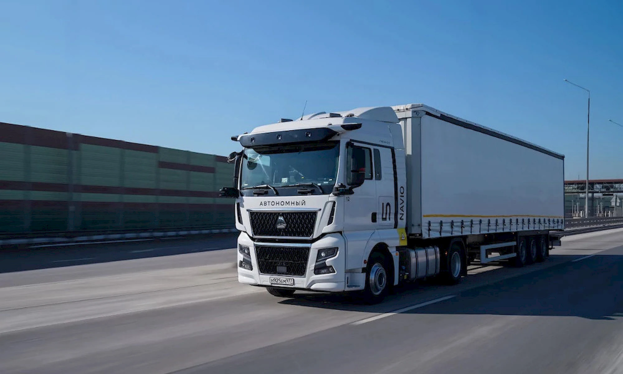Инженеры Sinotruk и Navio работают над созданием автономного грузовика для России