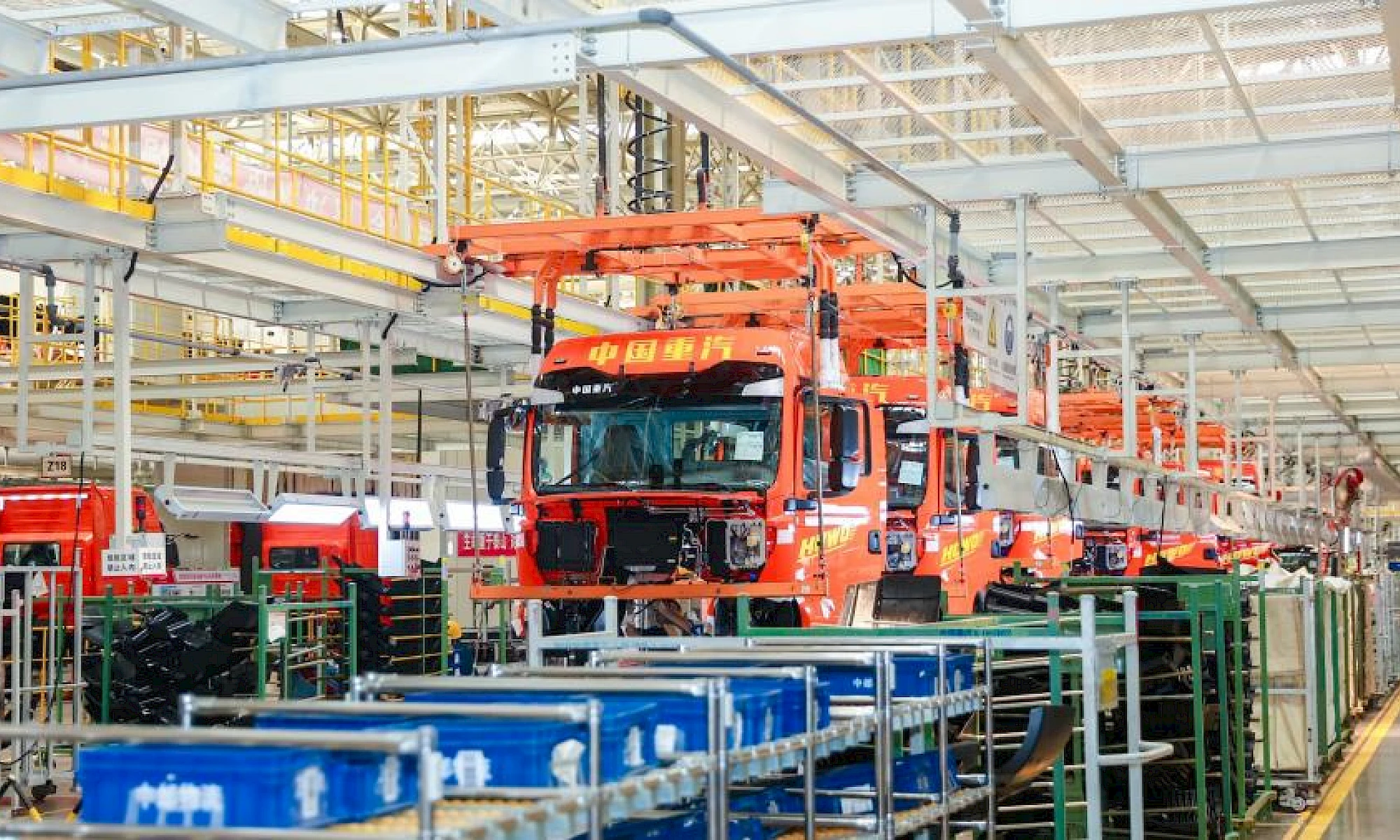 Интеллектуальный завод SINOTRUK: новый грузовик каждые 4 минуты